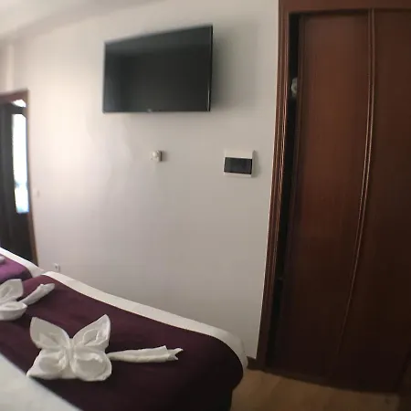 La Salve Pensión 2*